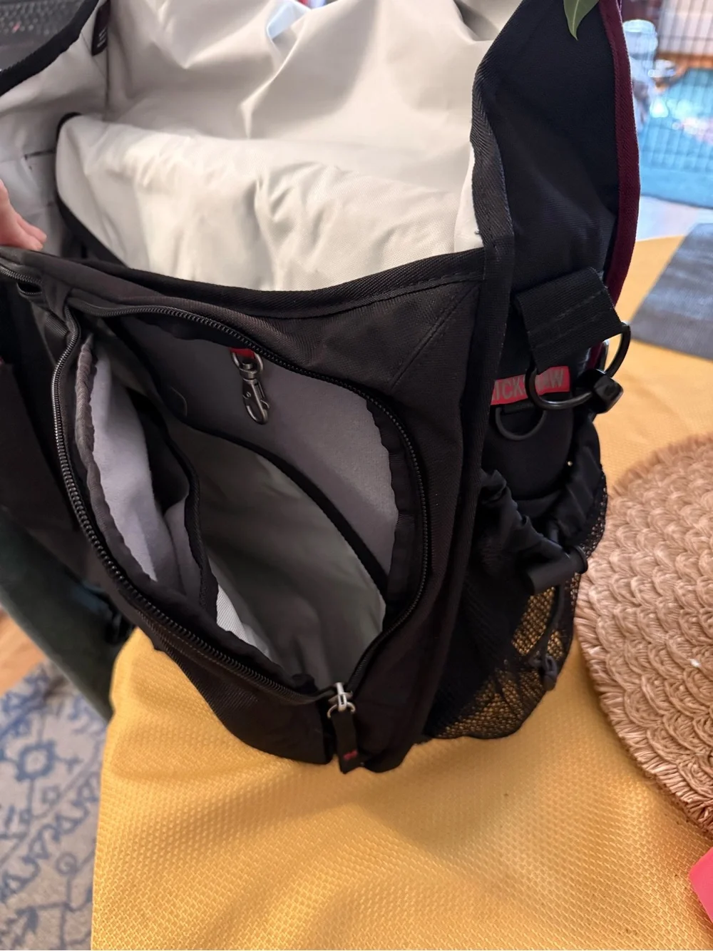 Rickshaw Bags Sutro Messenger bag– Black